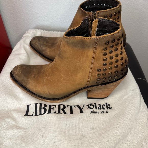 NWOT Liberty Black Studded Boots - Picture 1 of 16